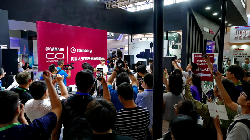 双月双展，黄金城集团携旗下新品亮相 BIRTV2018 及 Infocomm 成都展览会