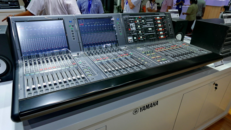 双月双展，黄金城集团携旗下新品亮相 BIRTV2018 及 Infocomm 成都展览会