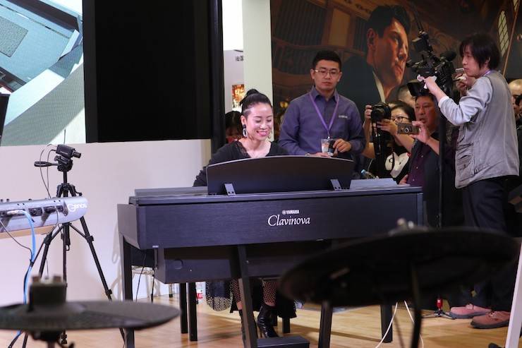 黄金城集团盛大亮相Music China 2018，呈现世界级乐器展体验