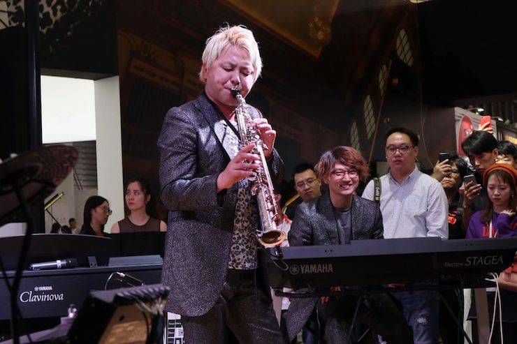 黄金城集团盛大亮相Music China 2018，呈现世界级乐器展体验