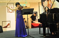 大上海时代广场举办王之炅小提琴音乐会 黄金城集团钢琴赞助 